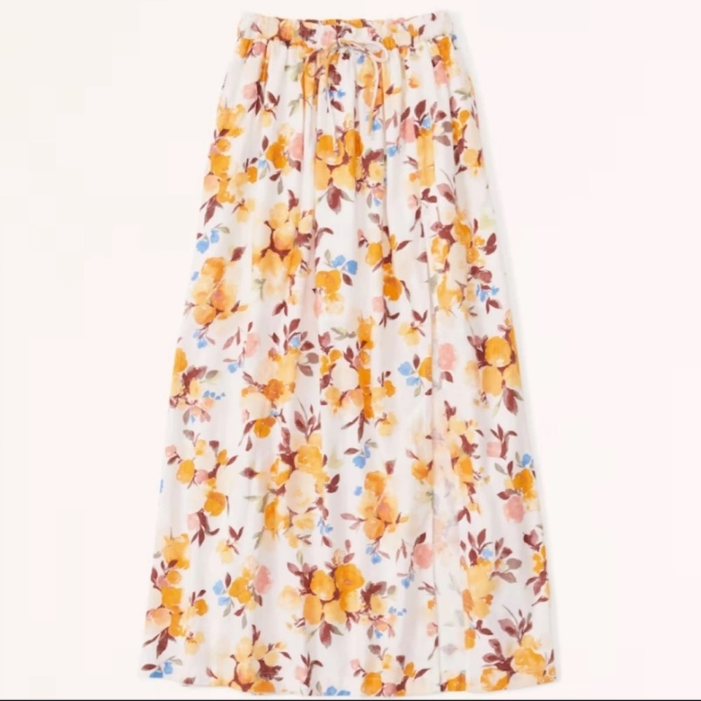 **ABERCROMBIE and FITCH** Floral Maxi Skirt, XS